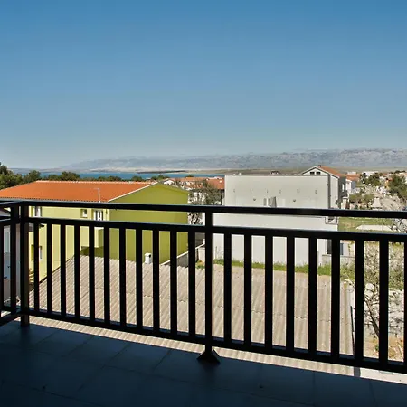 2 Bedroom Amazing In Appartement